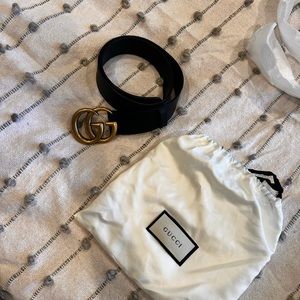 Gucci Leather belt with Double G buckle